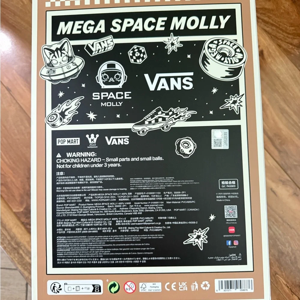 Vans Mega Space Molly 400% - Black and White - Picture 3 of 4